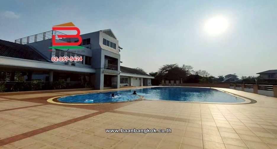 Terreno en venta en Sam Khok, Pathum Thani