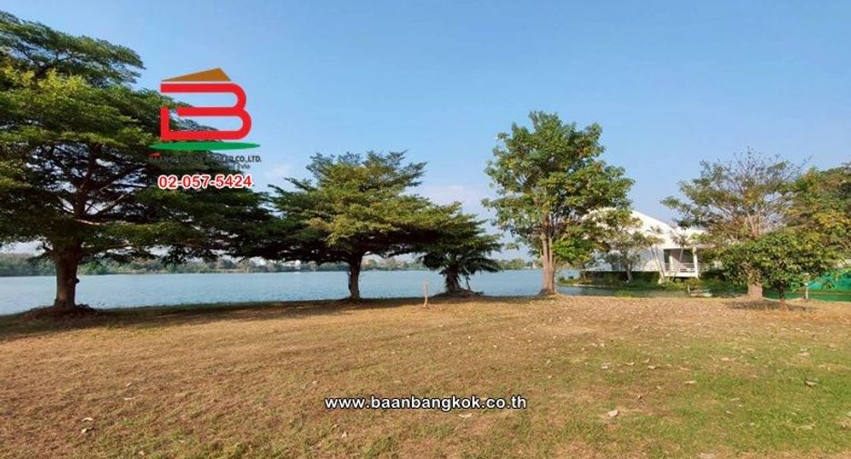 Terreno en venta en Sam Khok, Pathum Thani