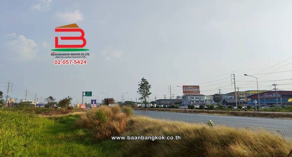 Terreno en venta en Sam Khok, Pathum Thani