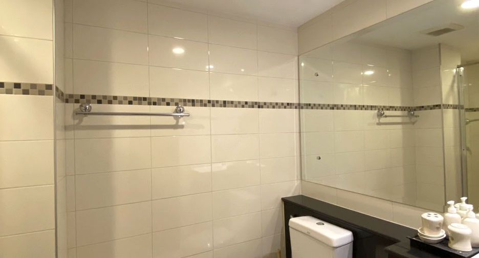 For sale 2 bedrooms condo in Mueang Chiang Mai, Chiang Mai