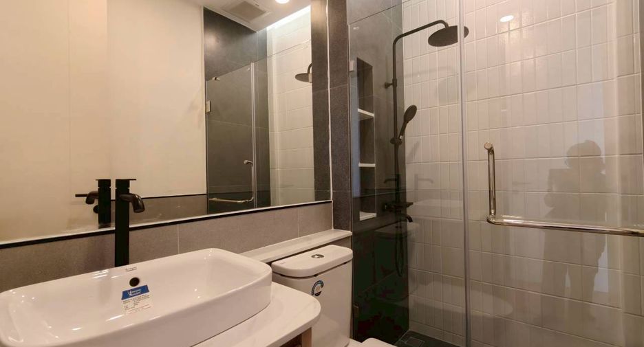 Аренда и продажа 2 спальни таунхаус в Щаттхана, Бангкок