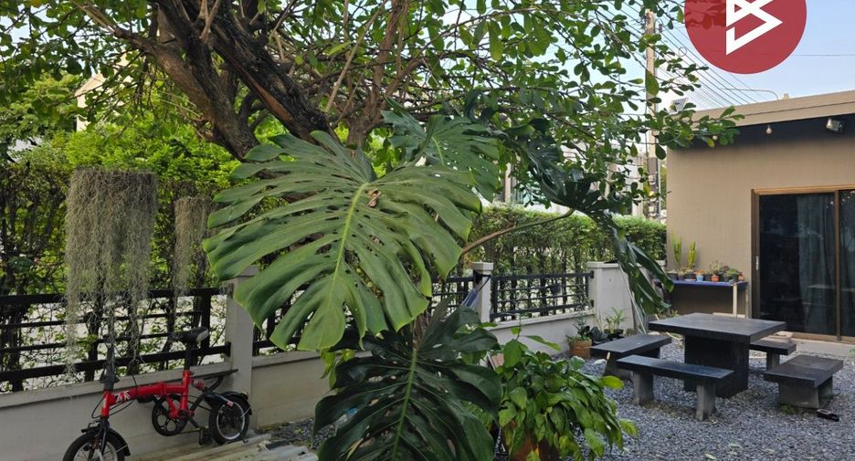 À vendre 2 chambres maison de ville à Bang Bua Thong, Nonthaburi