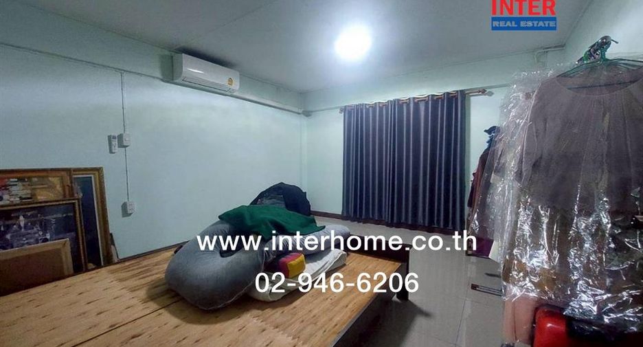 Reihenhaus zum Kauf mit 5 Zimmer in Mueang Samut Prakan, Samut Prakan