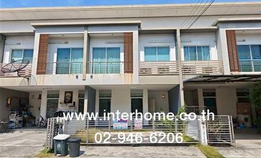 For sale 3 bedrooms townhouse in Sai Mai, Bangkok