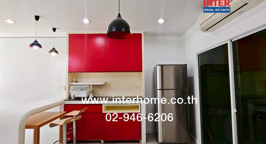 For sale 3 bedrooms townhouse in Sai Mai, Bangkok