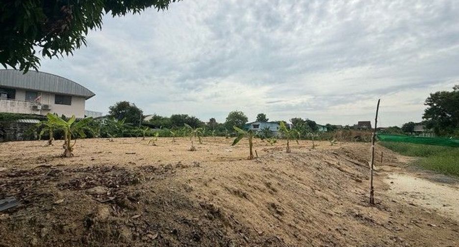 Terreno en alquiler en Taling Chan, Bangkok