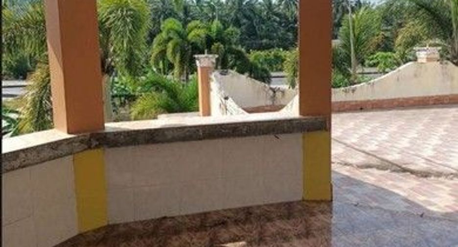 Terreno en venta en Khiri Rat Nikhom, Surat Thani