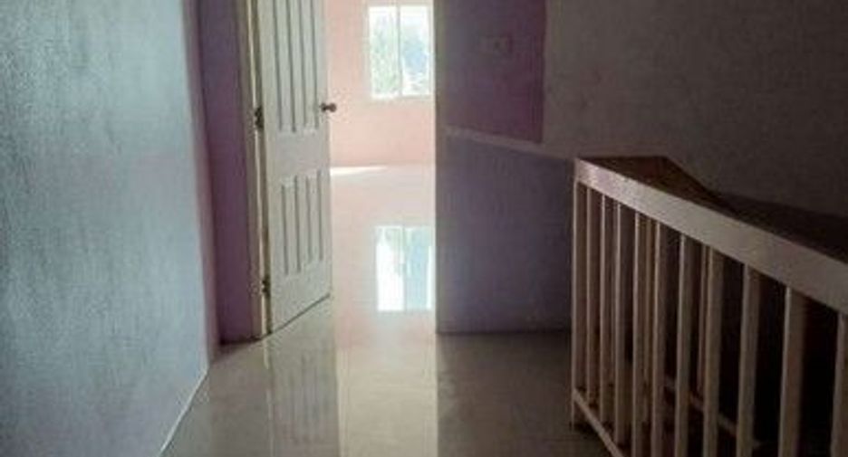 For sale 1 bed townhouse in Khiri Rat Nikhom, Surat Thani