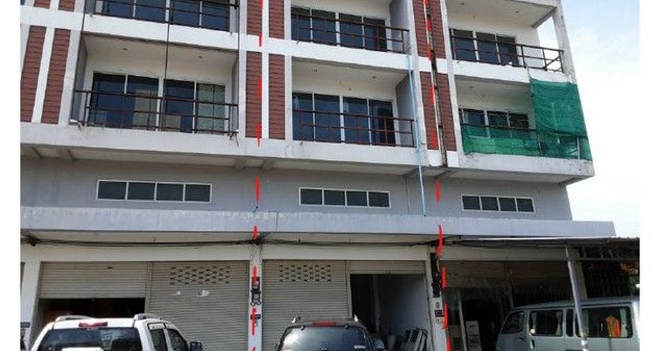 出售 1 卧室 商业空间 在 Ban Khai, Rayong