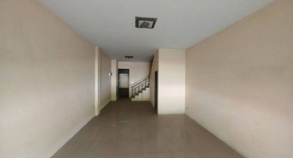 Gewerbefläche zum Kauf mit 1 Zimmer in Ban Khai, Rayong