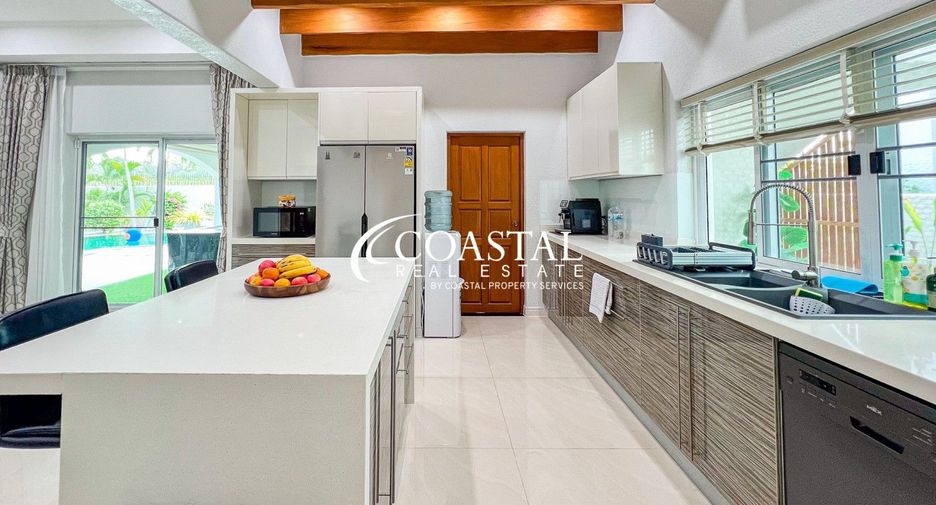 For sale 3 bedrooms house in Bang Lamung, Chonburi