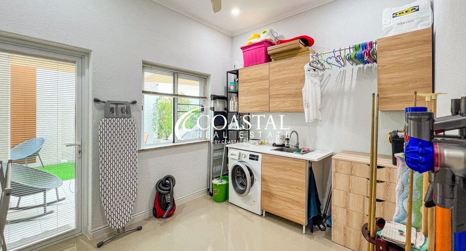 For sale 3 bedrooms house in Bang Lamung, Chonburi
