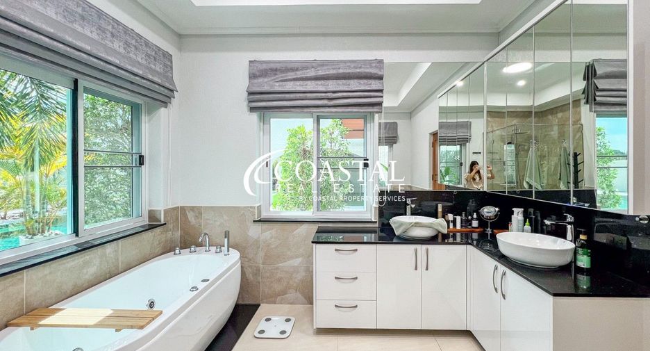 For sale 3 bedrooms house in Bang Lamung, Chonburi