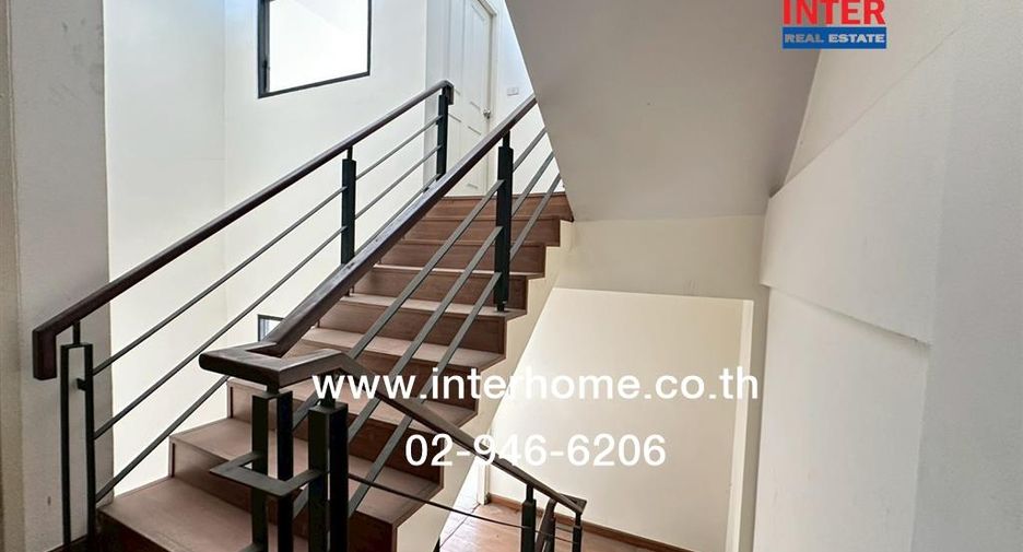 À vendre studio maison de ville à Pak Kret, Nonthaburi