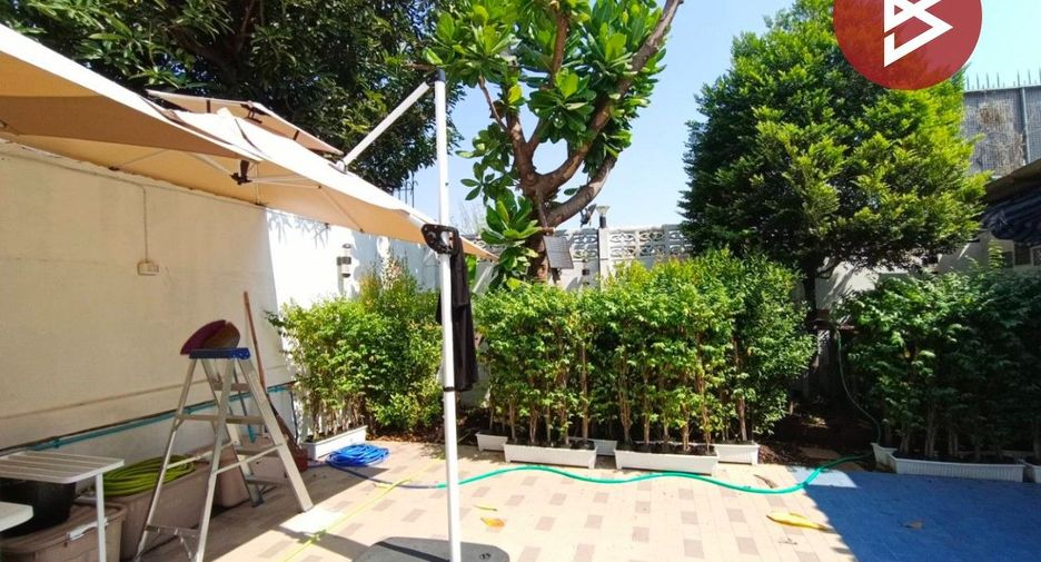 For sale land in Bang Phlat, Bangkok
