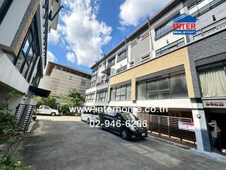Продажа 4 спальни таунхаус в Pak Kret, Нонтабури