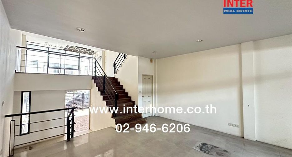 For sale 4 bedrooms townhouse in Pak Kret, Nonthaburi