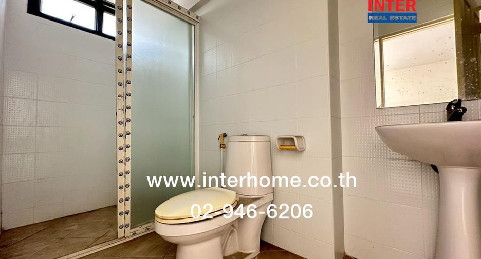 For sale 4 bedrooms townhouse in Pak Kret, Nonthaburi