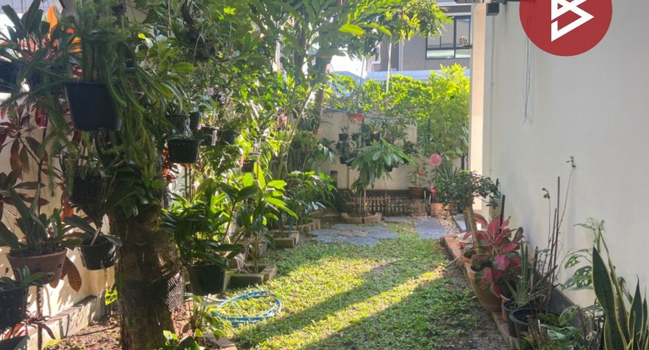 For sale 4 bedrooms house in Bang Phli, Samut Prakan