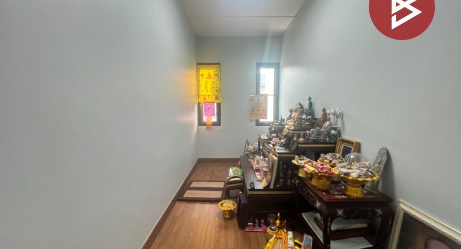 For sale 4 bedrooms house in Bang Phli, Samut Prakan