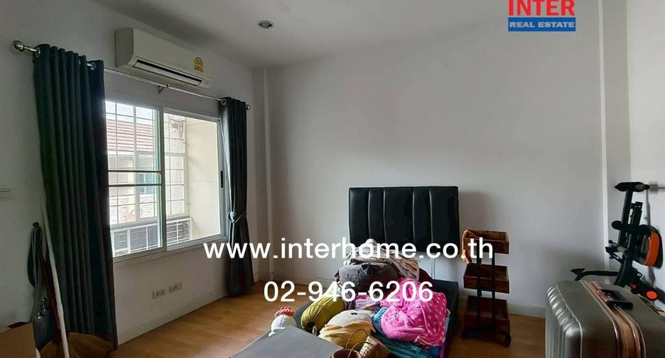 For sale 3 ベッドルーム townhouse in Mueang Pathum Thani, Pathum Thani