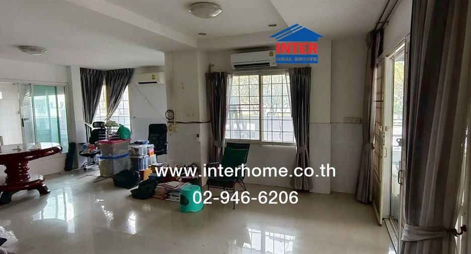 For sale 3 ベッドルーム townhouse in Mueang Pathum Thani, Pathum Thani