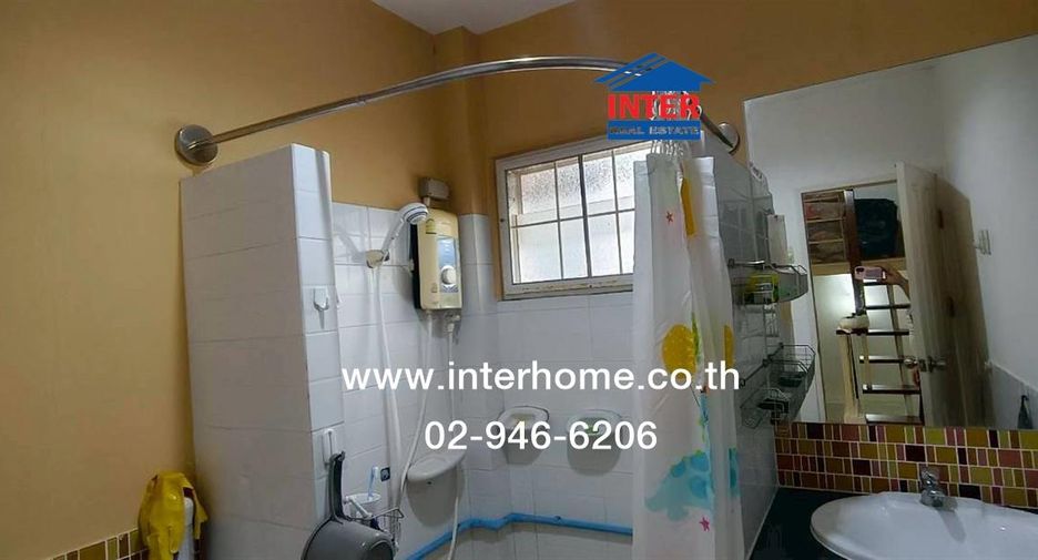 For sale 3 ベッドルーム townhouse in Mueang Pathum Thani, Pathum Thani