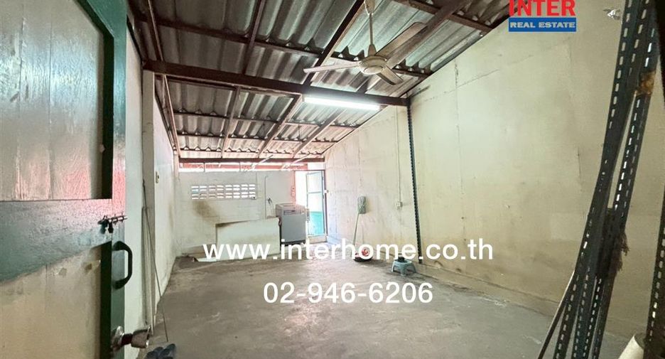 For sale 3 bedrooms retail Space in Phra Nakhon, Bangkok