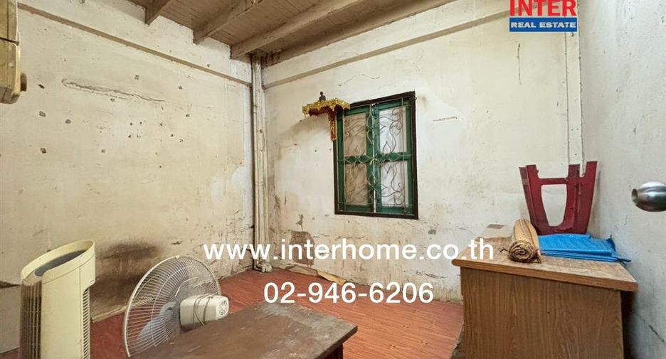 For sale 3 bedrooms retail Space in Phra Nakhon, Bangkok
