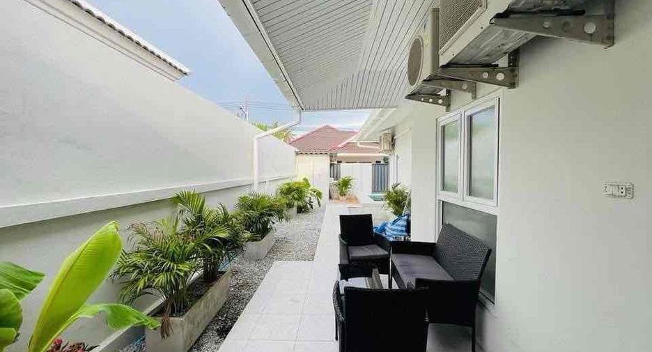 For rent and for sale 4 bedrooms villa in Bang Lamung, Chonburi