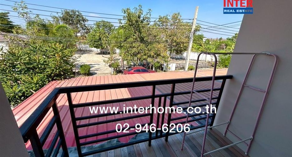 For rent and for sale 2 bedrooms townhouse in Bang Bo, Samut Prakan