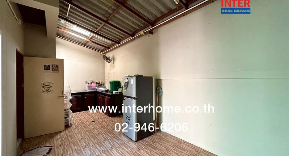 For rent and for sale 2 bedrooms townhouse in Bang Bo, Samut Prakan