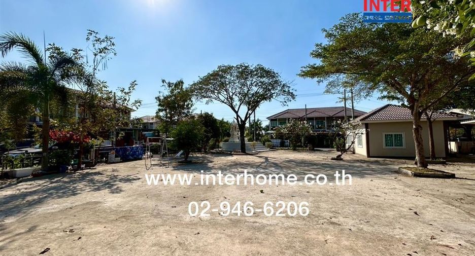 For rent and for sale 2 bedrooms townhouse in Bang Bo, Samut Prakan