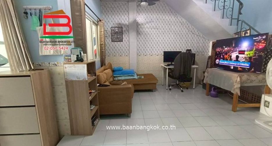 For sale 2 ベッドルーム townhouse in Khlong Luang, Pathum Thani