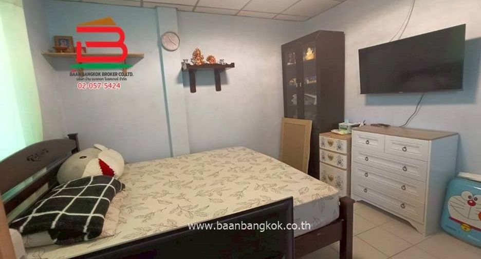 For sale 2 ベッドルーム townhouse in Khlong Luang, Pathum Thani