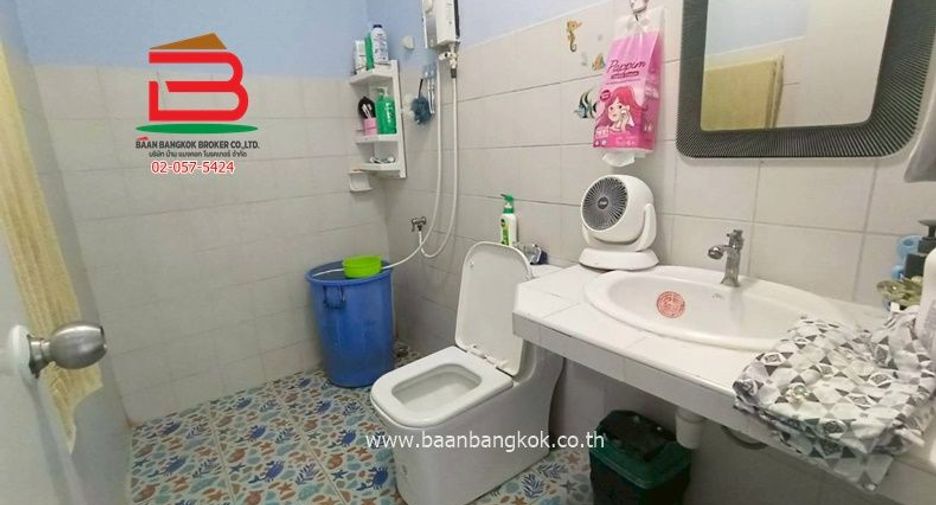 For sale 2 ベッドルーム townhouse in Khlong Luang, Pathum Thani