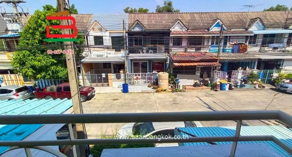 For sale 2 ベッドルーム townhouse in Khlong Luang, Pathum Thani