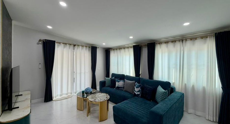 For rent 4 bedrooms house in Bang Lamung, Chonburi