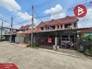 À vendre 2 chambres maison de ville à Phanat Nikhom, Chonburi