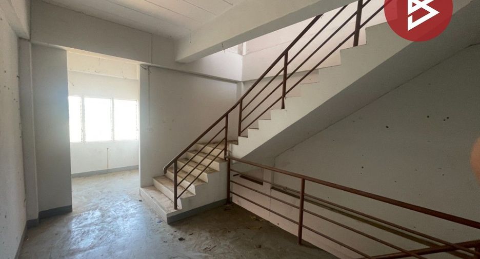 Local comercial en venta de 3 habitaciones en Mueang Khon Kaen, Khon Kaen