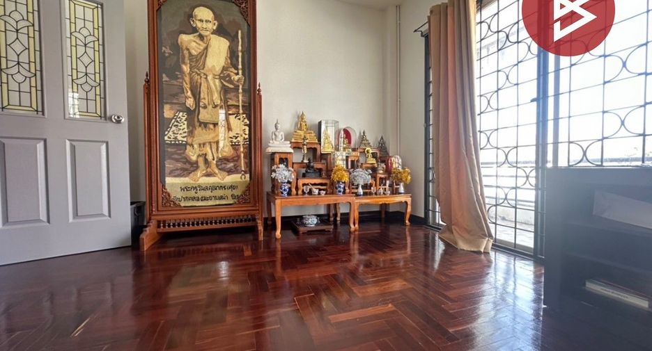 For sale 3 bedrooms house in Sam Khok, Pathum Thani