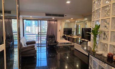 For rent 2 bedrooms condo in Sathon, Bangkok