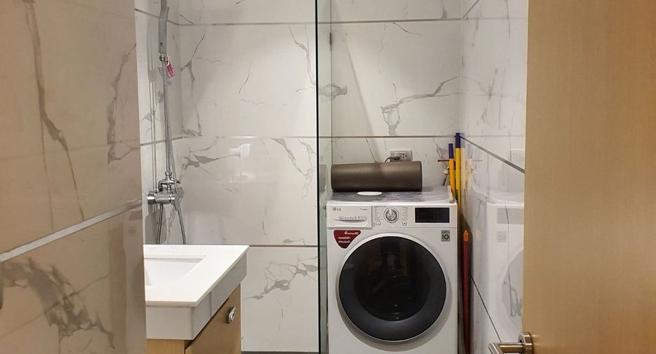 Condo en alquiler de 2 habitaciones en Watthana, Bangkok