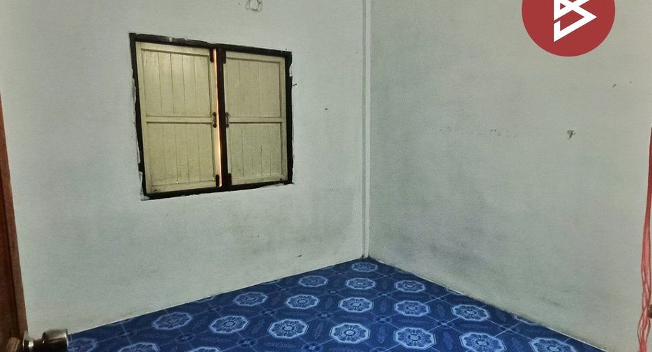 Продажа 4 спальни дом в Саттахип, Чонбури