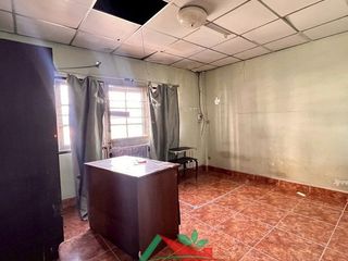 For sale 4 bedrooms townhouse in Din Daeng, Bangkok
