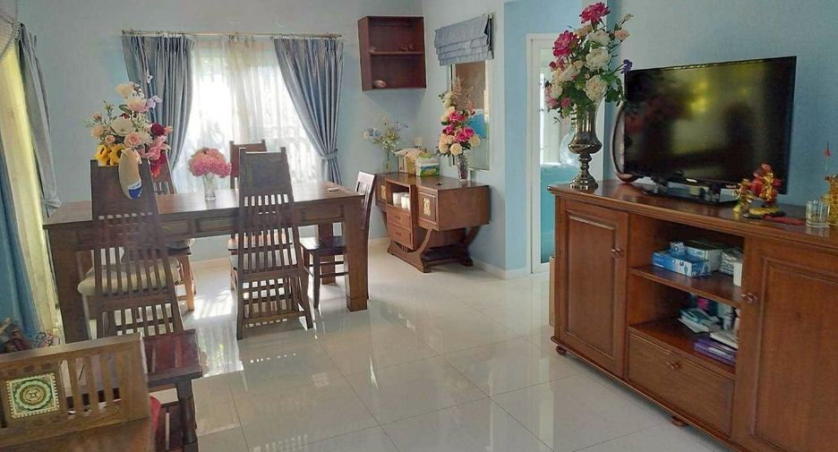 For rent 3 bedrooms house in Bang Khun Thian, Bangkok