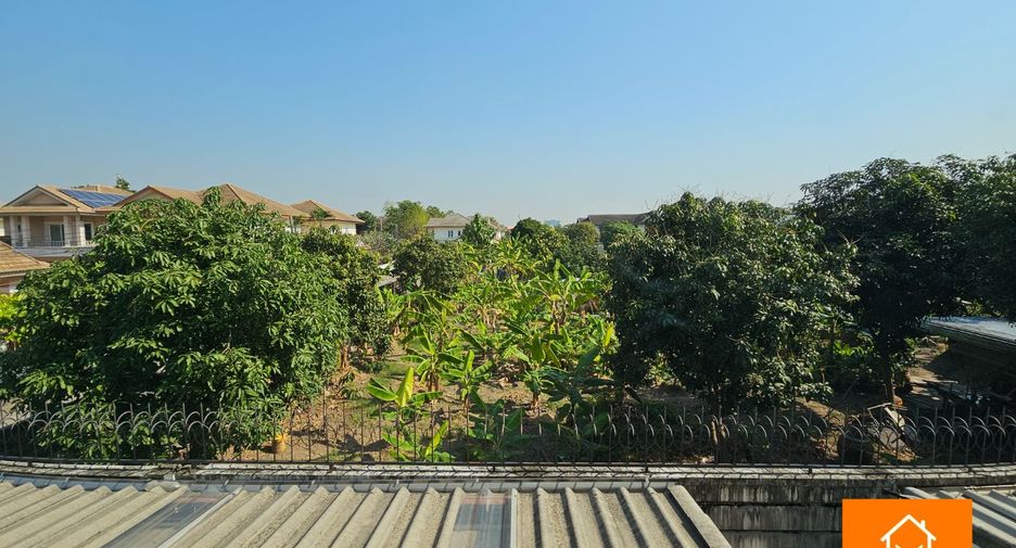 For sale 3 bedrooms townhouse in Bueng Kum, Bangkok