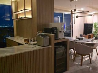 For rent and for sale 4 bedrooms condo in Yan Nawa, Bangkok