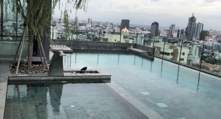 For sale 1 bed condo in Watthana, Bangkok