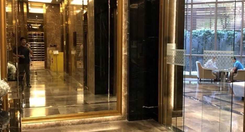 For sale 1 bed condo in Watthana, Bangkok